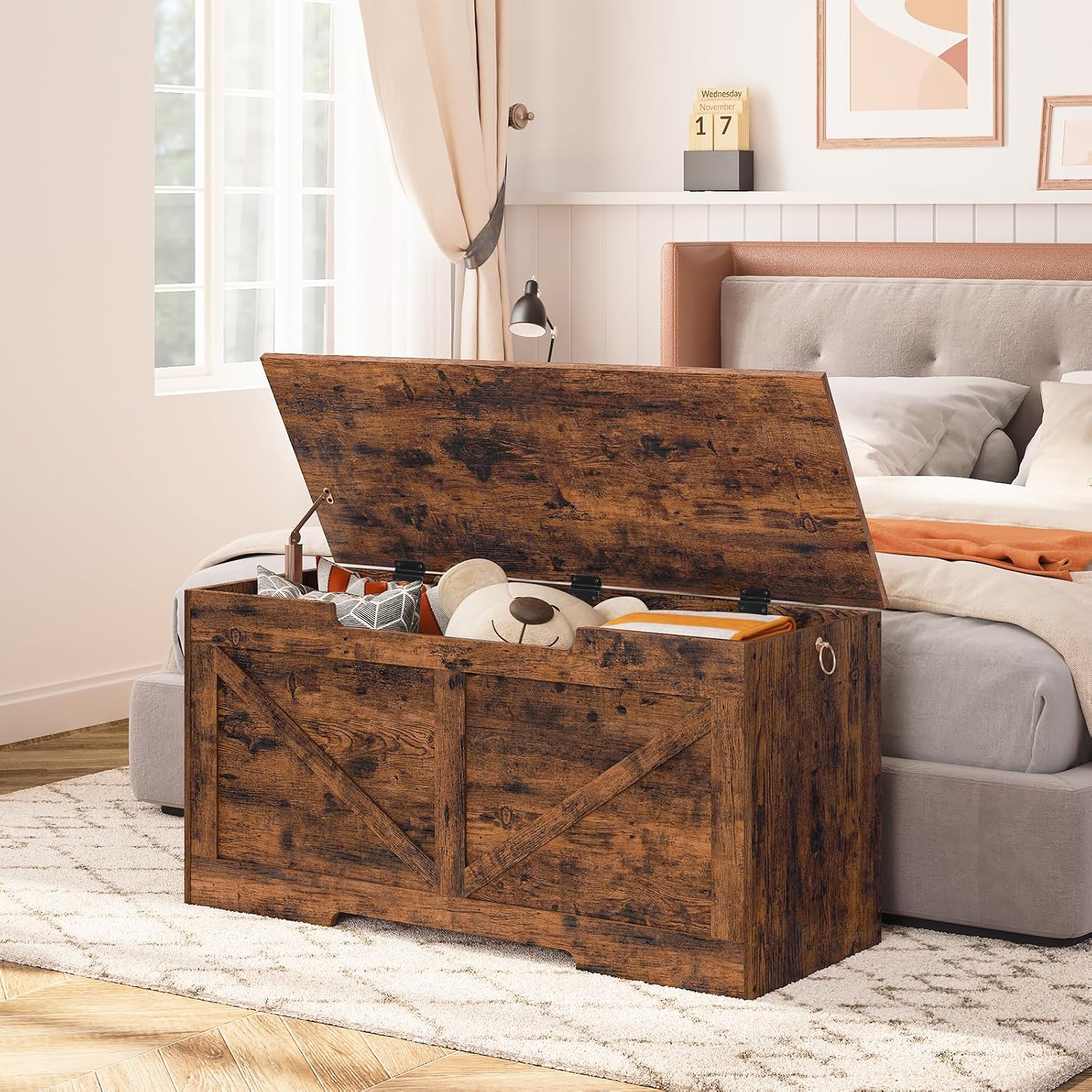Rustic Brown 39.4in Storage Bench Safety Hinge Toy Chest